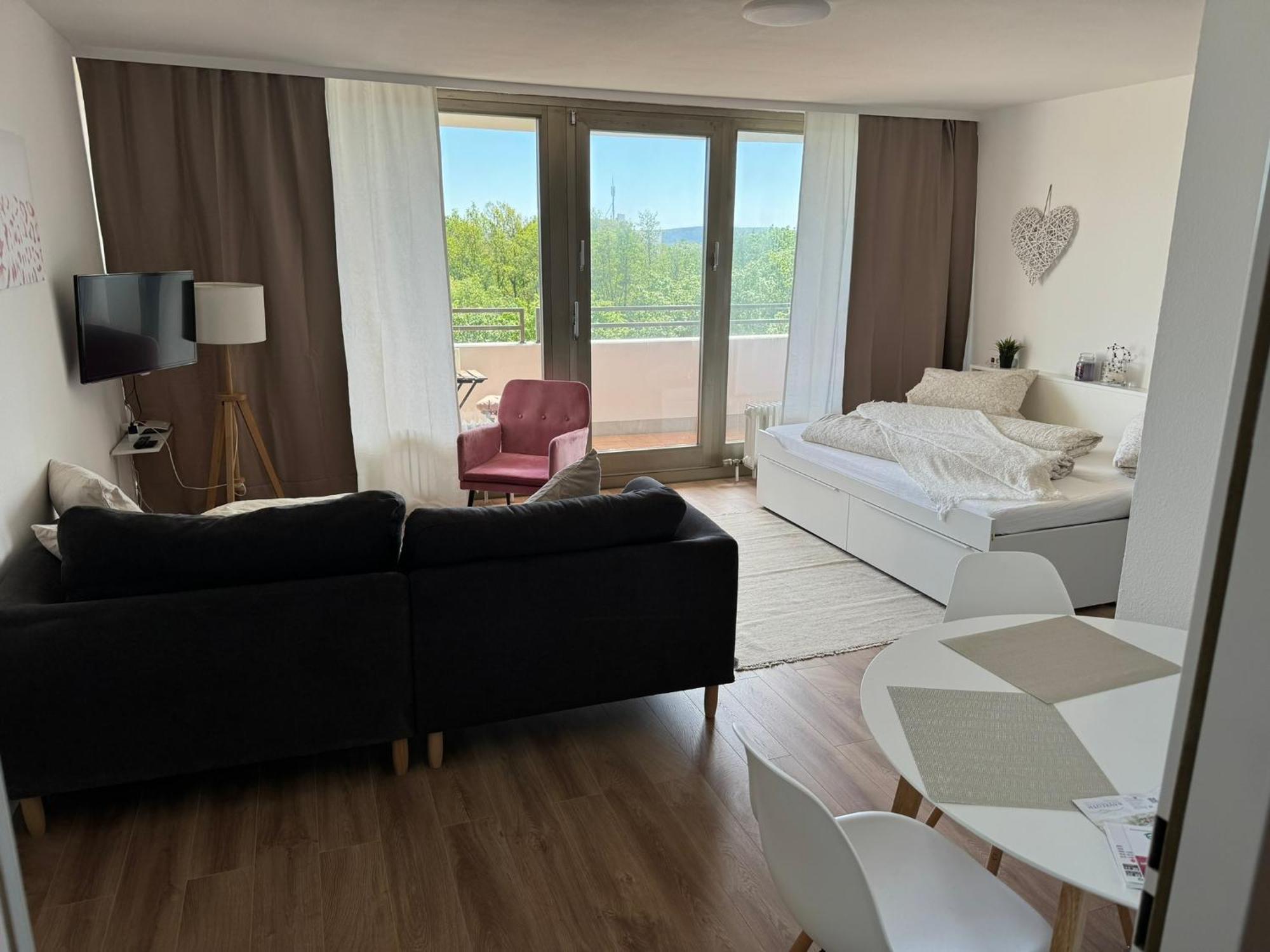 1 Zimmer Wohnung Mit Balkon Und Kueche Bayreuth Exterior foto