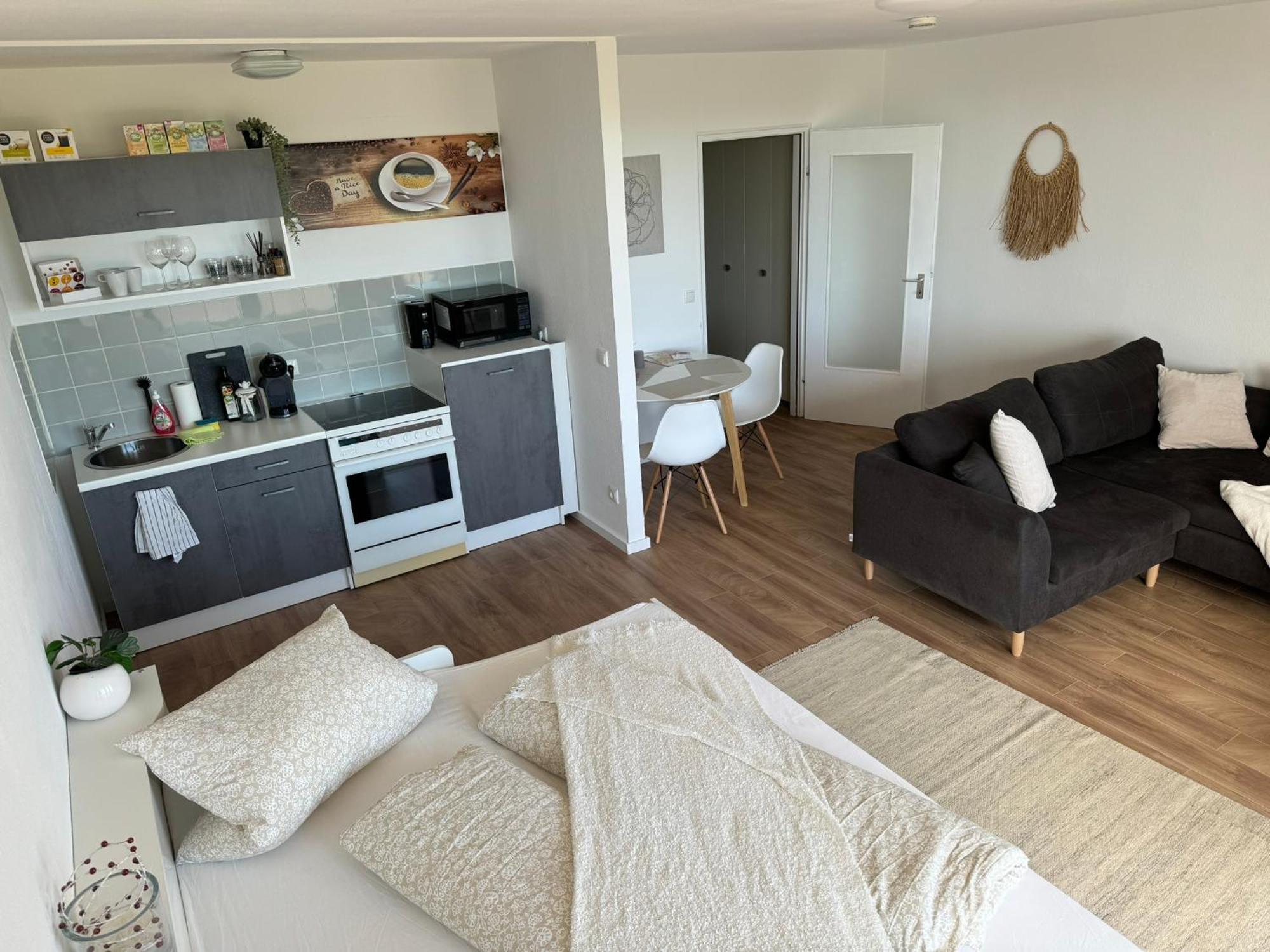 1 Zimmer Wohnung Mit Balkon Und Kueche Bayreuth Exterior foto